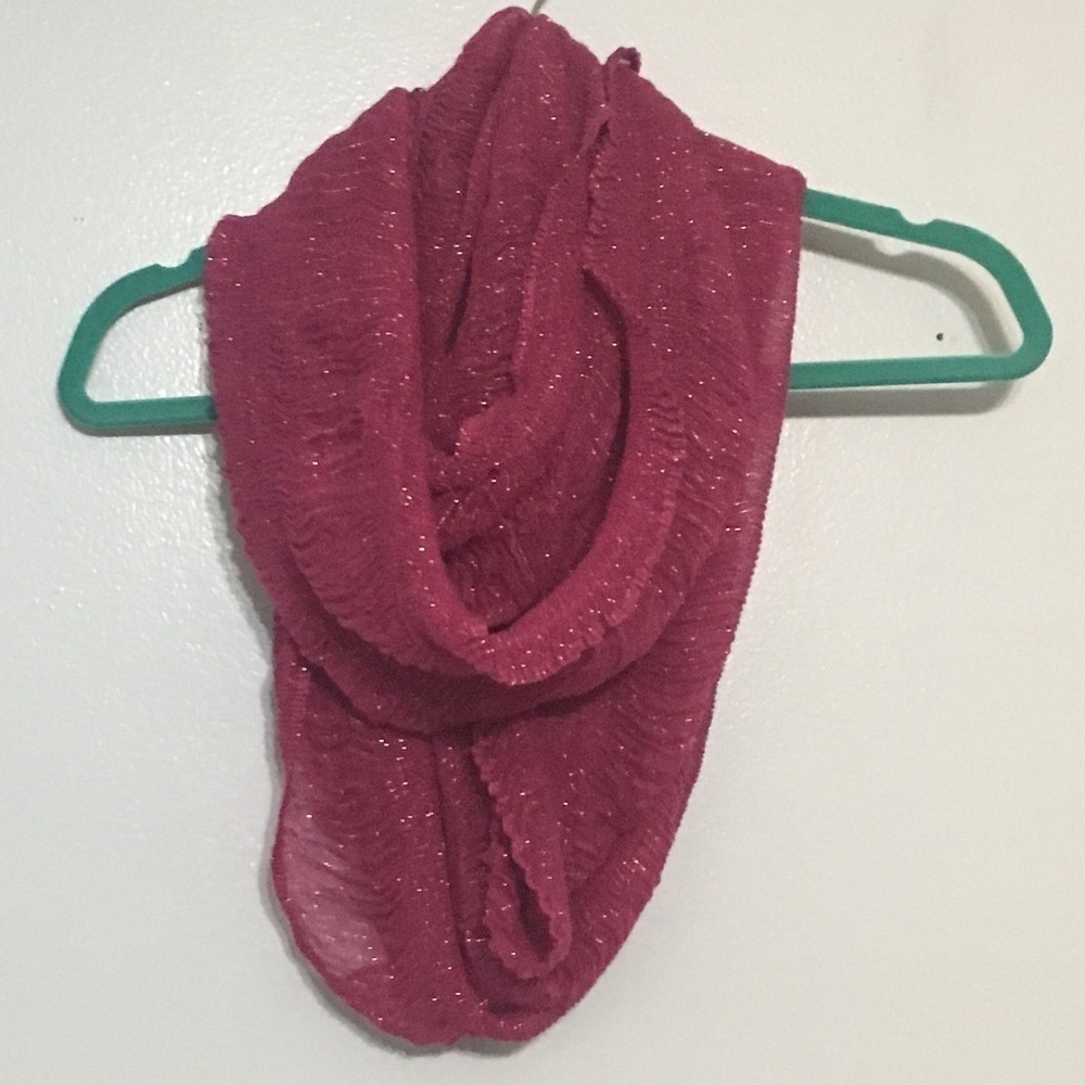 Metallic scarf